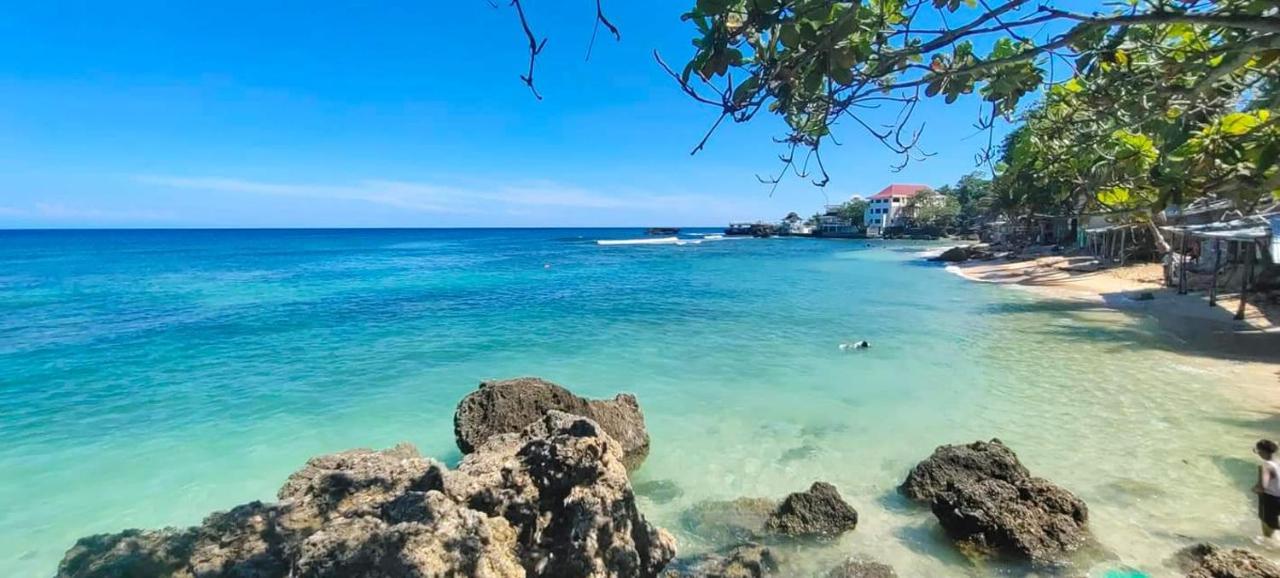 Traditional Private Guesthouse In Patar Beach Bolinao Buitenkant foto